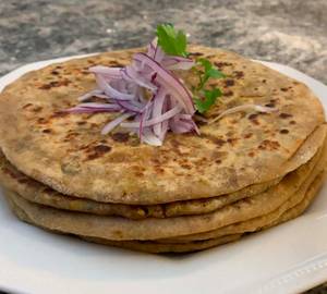 Aloo Pyaz Paratha