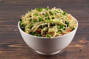 Veg Hakka Noodles