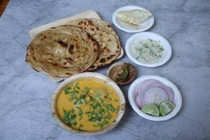 Kadhi Pakoda Phulka Combo