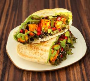 Tandoori Paneer Pita Pocket