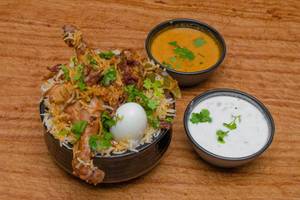 Hyderabad Chicken Dum Biryani