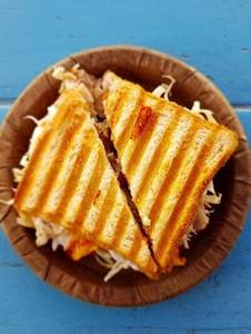 Grilled Cheesy Paneer Sandwich