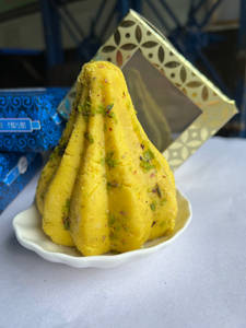 Jumbo Kesar Mava Modak (1 Pc) (250 Gms)