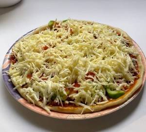 Veg cheesy pizza [medium]