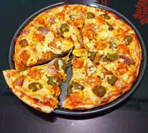 Italian Paneer Pizza