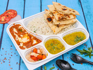 Maa Ka Pyaar Special Thali (paneer Butter Masala + Dal Makhani + Sabji + 3 Butter Roti + Rice + Sala