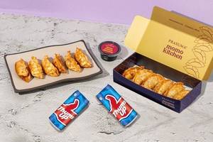 Veg Momo Match Day Specials (12pc Veg Momos & 2 Beverages)