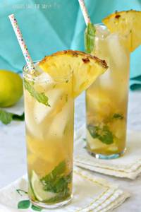 Pineapple mojito