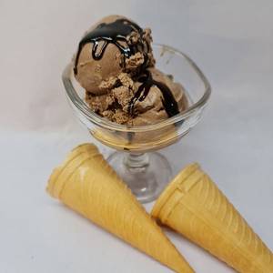 Chocolate Icecream (2 Scoops)