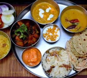 Swiggy Thali                    