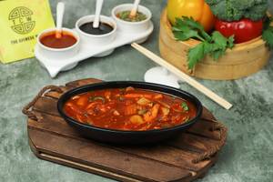 Baby Corn & Mushroom In Hot Garlic Sauce