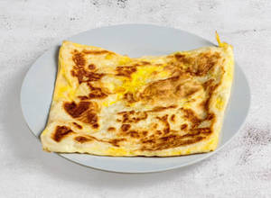 Paneer Stuffed Naan (Per Pc)