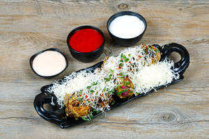 Cheese Tandoori Momos [6 Pieces]