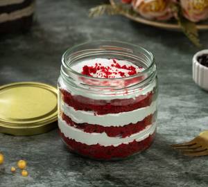 Red Velvet Jar Cake