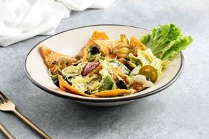 Lettuce & Nachos Salad