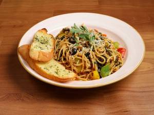 Veg Spaghetti Aglio Olio Peperoncini Pasta