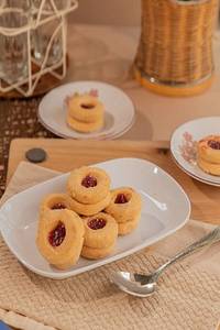 Jam Dot Cookies [200 Grams]