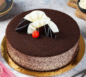 Rich Chocolate Cake 