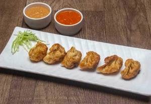 Chicken Kurkure Momos