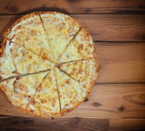 8" Small Egg Margherita Pizza