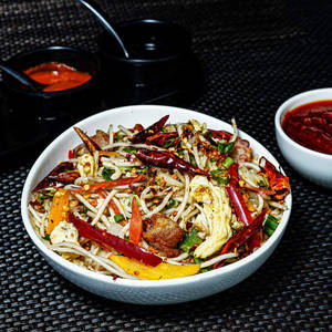 Chicken Chilli Garlic Noodles