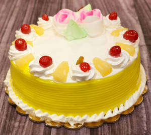 Pineapple Honey Cake Eggless (500 Gms)