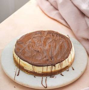Nutella Baked Cheesecake (half Kg)