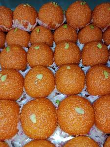 Motichur laddu