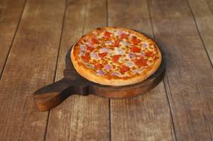 Cheese Tomato & Onion Pizza