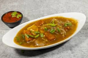 Paneer Chilli With Gravy 