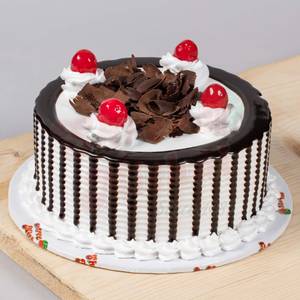 Black forest cake [450 gm]                                                                                                              