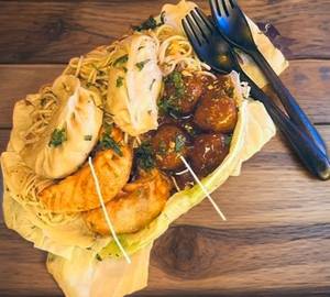 Veg sizzler momo