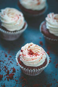 Red Velvet Cupcake (big)