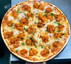 Butter Chicken Pizza