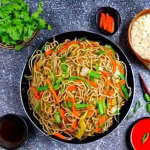 Vegetables Hakka Noodles 