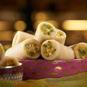 Kaju Roll