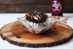 Brownie With Ice Cream