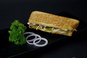 Grill Super Salad Sadwich