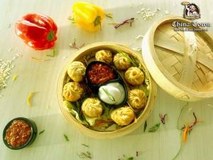 Veg Fried Momos (8 Pcs)