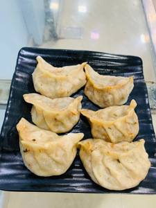 Chicken steamed momos