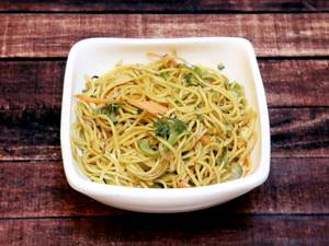 Veg Hakka Noodles