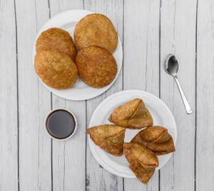 Samosa [3 Pieces] + Kachori [3 Pieces]
