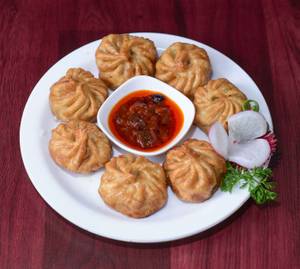 Veg momos [fried] 6pcs