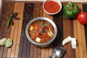 Kadhi Paneer