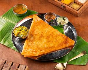 Mysore Butter Masala Dosa