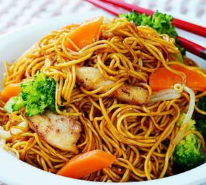 Chicken Hakka Noodles