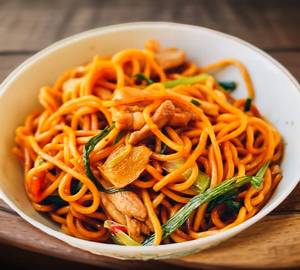 Chicken Hong Kong Noodles