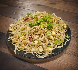 Egg Paneer Noodles