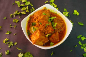 Aloo Pyaz Paneer
