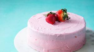 Strawberry Cake (1 Pound)